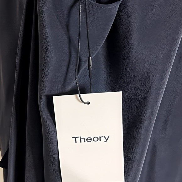 Theory Vanissa Summer Silk Wrap Top Criss Cross Back in Navy Blue Women’s Large - Picture 9 of 11